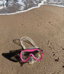 Cyklop Goby till barn 8-14 år med glaslins och i silikon.