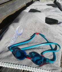 Simglasögon till träning från Soak. Move simglasögon passar till träning.