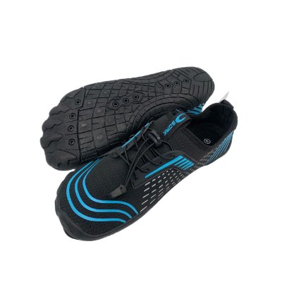 Badskor vuxen från Svenska varumärket Soak. Sköna och bekväma som skyddar mot sjöborrar och halka.