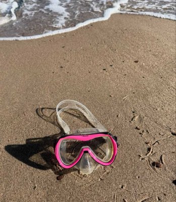 Cyklop Goby till barn 8-14 år med glaslins och i silikon.