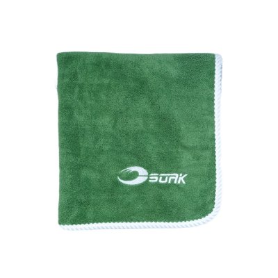 Grön microfiber handduk till simning och bad. Handduk i mocrofiber från Soak.