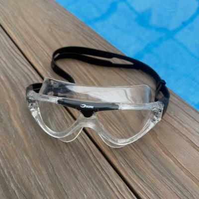 Simmask till vuxen med klart glas från soak.